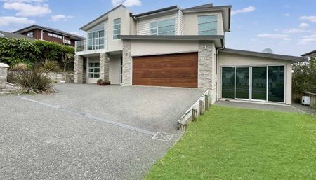 Welcome to 74 Amesbury Drive, Churton park - Photo 2