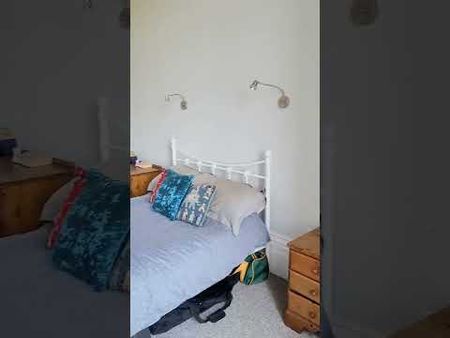 1 Bed Flat, Clifton, BS8 - Photo 2