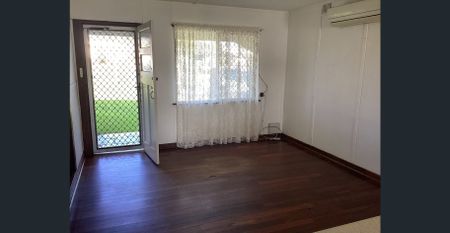 Two Beds Plus Sunroom - Photo 5