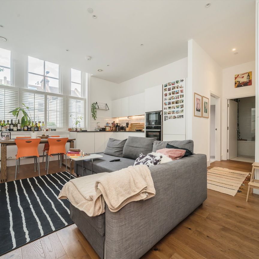 Winchester Street, London, W3, London - Photo 1