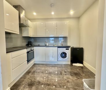 Prince Of Wales Road, Norwich - Photo 4