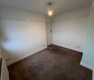 Brynglas Road, Fforestfach, Swansea SA5 8HY - Photo 5