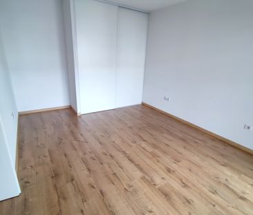 Location Appartement 3 pièces 65m² CORNEBARRIEU 31700 - Photo 3