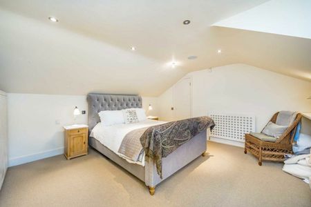 Ham Common, Richmond, TW10 - Photo 3