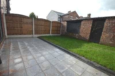 Moorside Road, Heaton Moor, Stockport, SK4 4DT - Photo 3