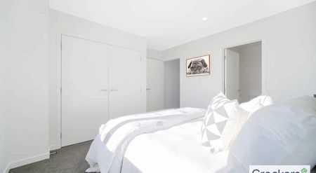 Get Ready to fall in Love - Photo 3