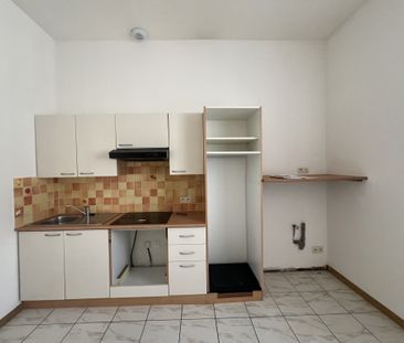 Location Appartement 1 pièce 29m² NARBONNE 11100 - Photo 2