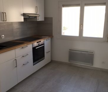 Location Appartement 2 pièces 43m² - Photo 4