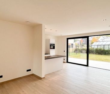 Woning te huur in Sint-Joris-Weert voor € 1.795 met 4 slaapkamers - Photo 4