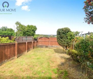 3 bedroom terraced house to rent - Photo 3