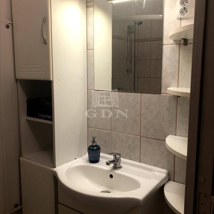 Kiadó jó állapotú panel lakás - Szeged - Fotó 1