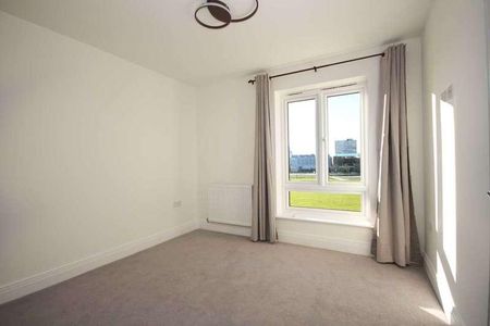 Hurley Drive, Bracknell, RG12 - Photo 3