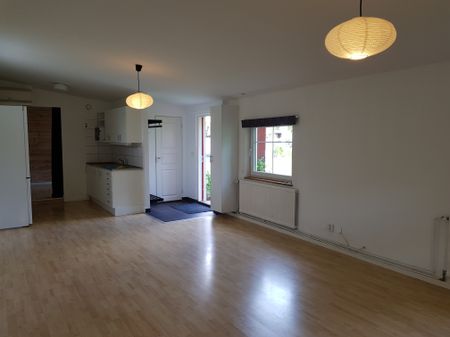 Gustavsgatan, Tomelilla - Photo 2