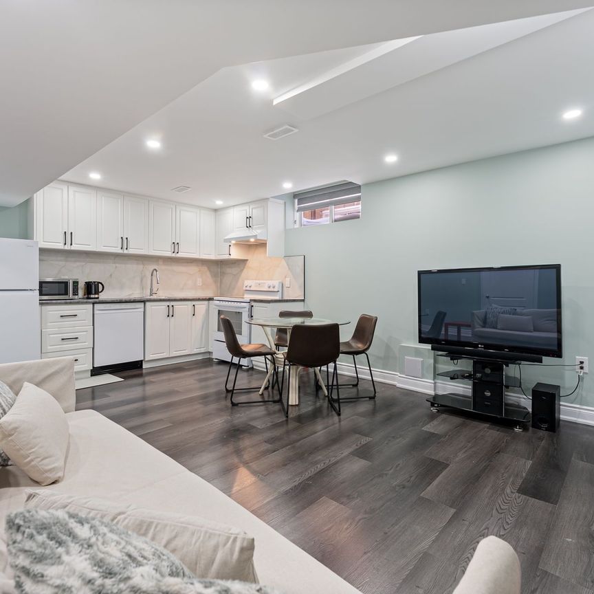 For Lease - 183 Rockledge Drive Unit# Lower, Hamilton, Ontario - Photo 1