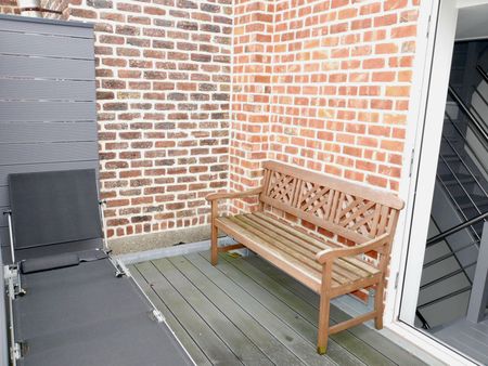 Centraal gelegen triplex app met 2 SLPK én terras! - Foto 3