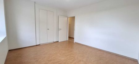 Appt de 4 pièces au rez-de-chaussée, jardin commun Avec garage en sus - Photo 5