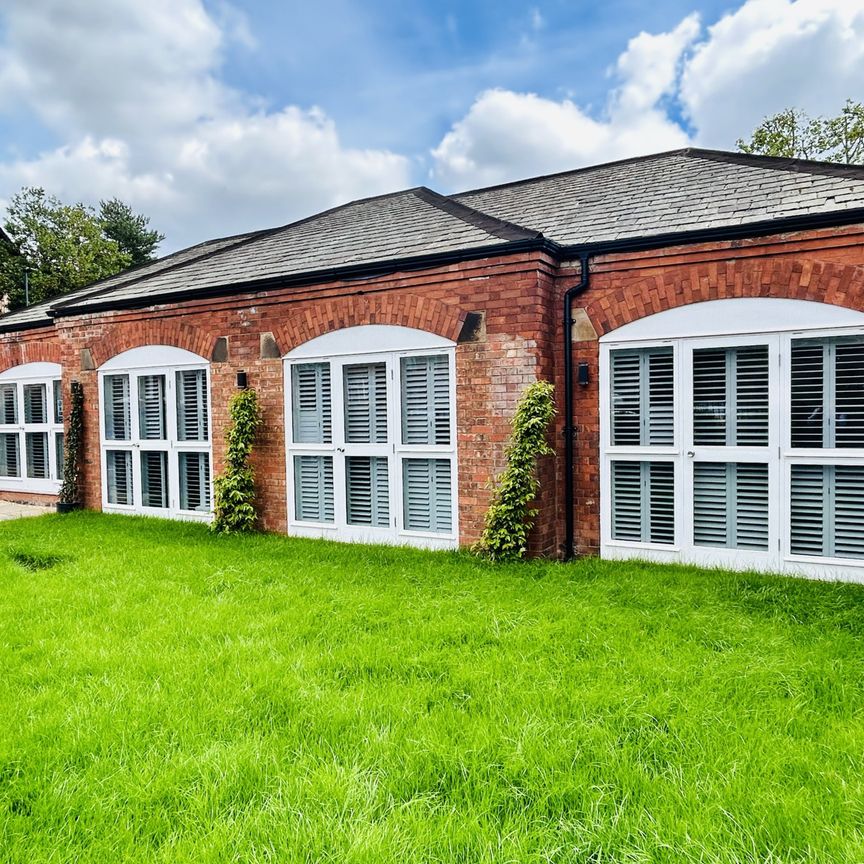 St. Marys Gate, Derby - Photo 1