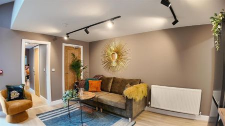 1 bedroom in a house share to rent - Photo 5