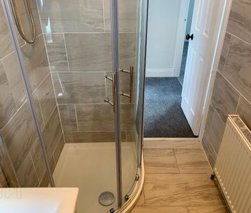 2 Chesham Gardens, Belfast, BT6 8GX - Photo 3