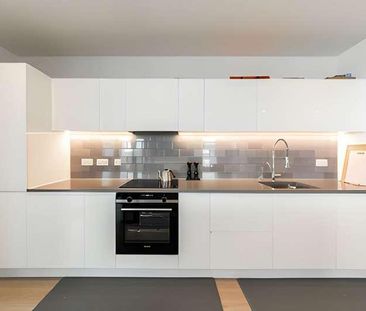 Schooner Road, London, E16 - Photo 6