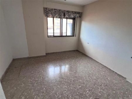 Piso de alquiler en Carrer Illa de Còrsega, 10, Las Islas - Photo 2