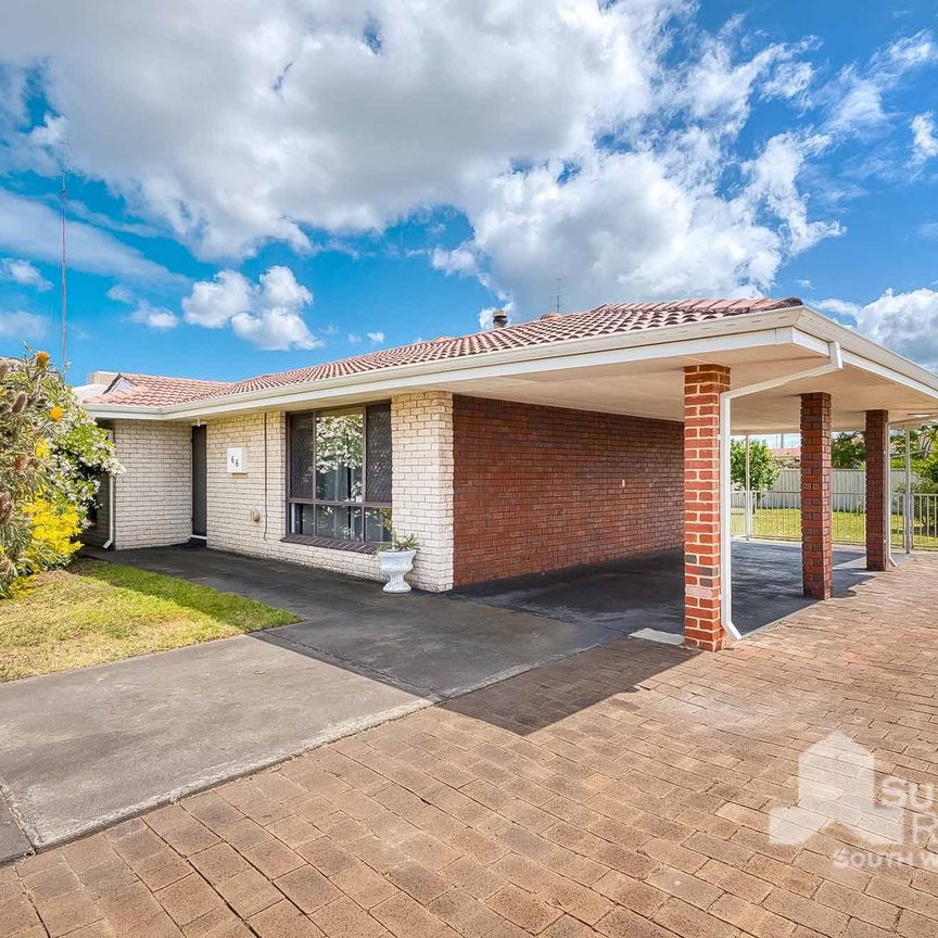 IDEALLY LOCATED FAMILY HOME - Photo 1