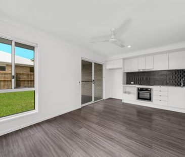 Lovely 2 bedroom near new duplex - Photo 1