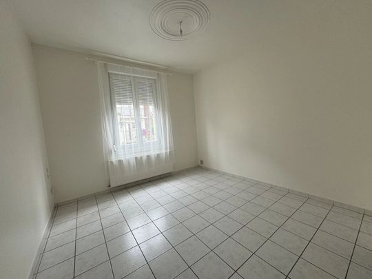 Location Maison de ville 4 pièces 85 m2 à Saint-Quentin - Photo 1