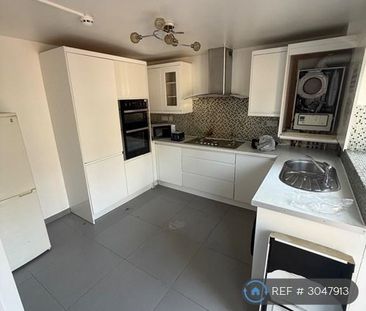 6 bedroom terraced house to rent - Photo 5