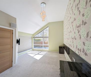 4 Bedroom House - Photo 5