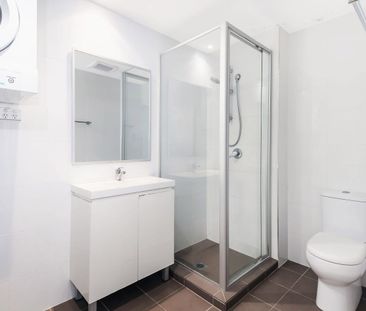 Comfort High level 1 bedroom apartment with large study only $500 p... - Photo 4