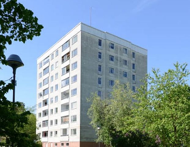 Hålvägen 26, Tumba - Foto 1