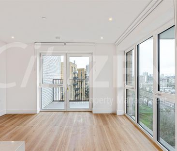 2 Maple Mews, London - Photo 2