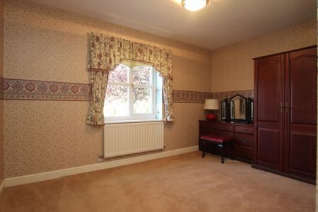 3 bedroom Bungalow To Let Total Size: 980 SQ FT - Photo 3