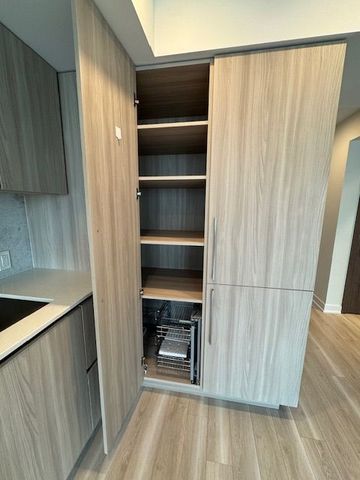 For Lease - 19 Bathurst Street Unit# 1515, Toronto, Ontario - Photo 2