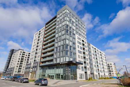 Condo à louer à Saint-Laurent - Photo 2