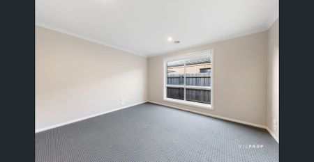 Charming Family Home in Alamanda K-9 College School Zone - Photo 3