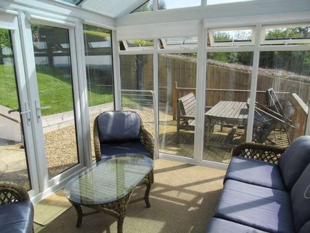 Hexton Road, Glastonbury, BA6 - Photo 2