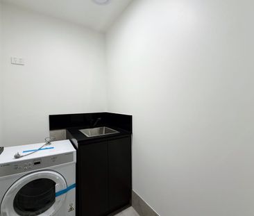 Brand New and Spacious Waterfront three bedrooms | Natural light th... - Photo 3