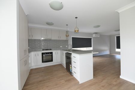 Well Appointed Duplex - Photo 2