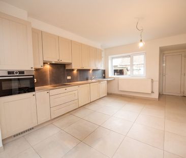 Gerenoveerde gezinswoning te Zulte. - Photo 6