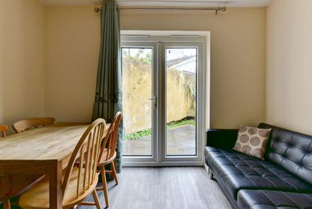 5 bedroom house to rent - Photo 2