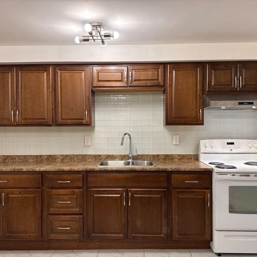 For Lease - 13 Seapines Street Unit# Basement, Brampton, Ontario - Photo 1