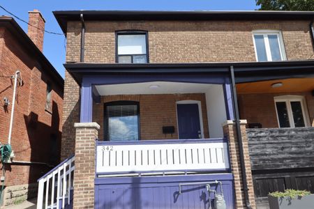 For Lease - 342 Eglinton Avenue, Toronto, Ontario - Photo 5