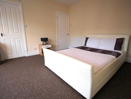 Room 6 Sexton Avenue, Bedford - Photo 2