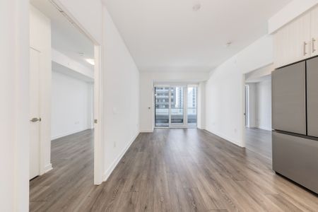 For Lease - 95 Oneida Crescent Unit# 305, Richmond Hill, Ontario - Photo 2