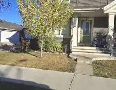 For Rent – Beautiful Half Duplex in The Orchards, Edmonton | 5194 Crabapple Link Southwest, Edmonton - Photo 1