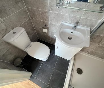 1 bedroom house of multiple occupation to rent - Photo 5