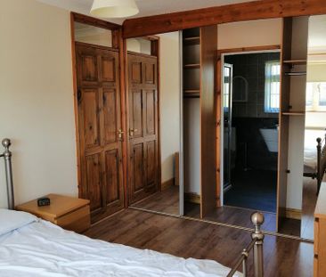 4 bedroom detached house to rent - Photo 2