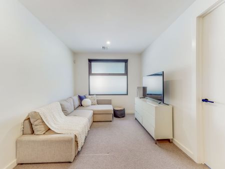 56 Lebanon Street, Strathmore - Photo 3